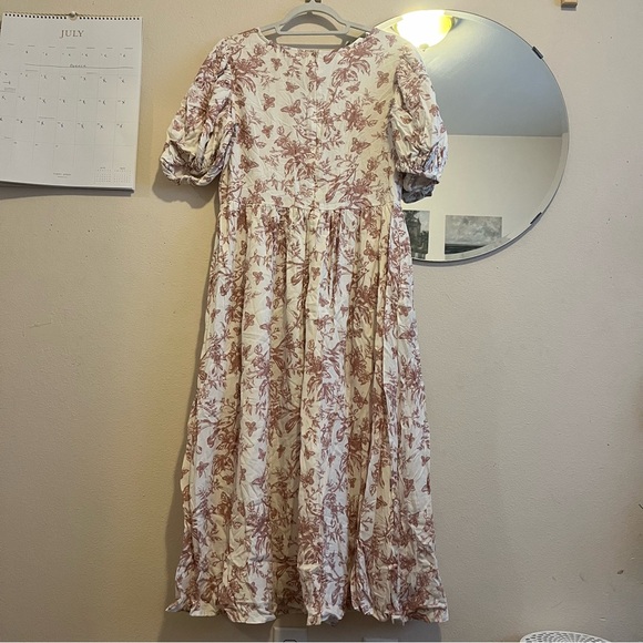 Ivy City Co Odette Dress Pink Mauve Floral - Picture 8 of 9